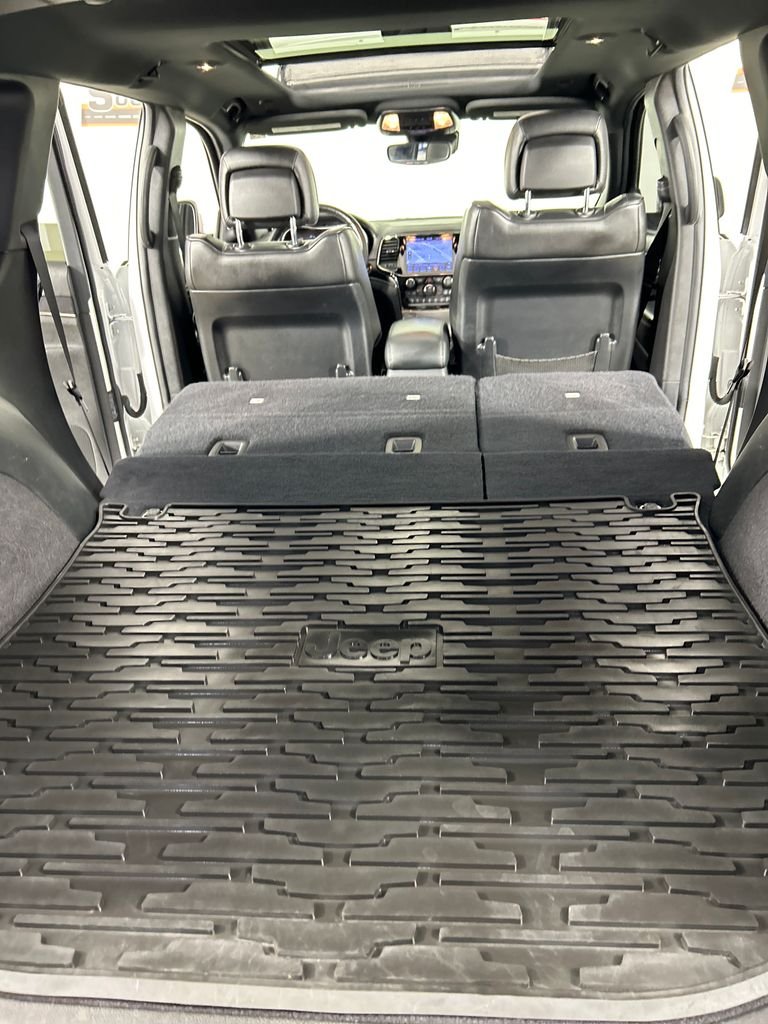 Used 2020 White Jeep Overland image 22