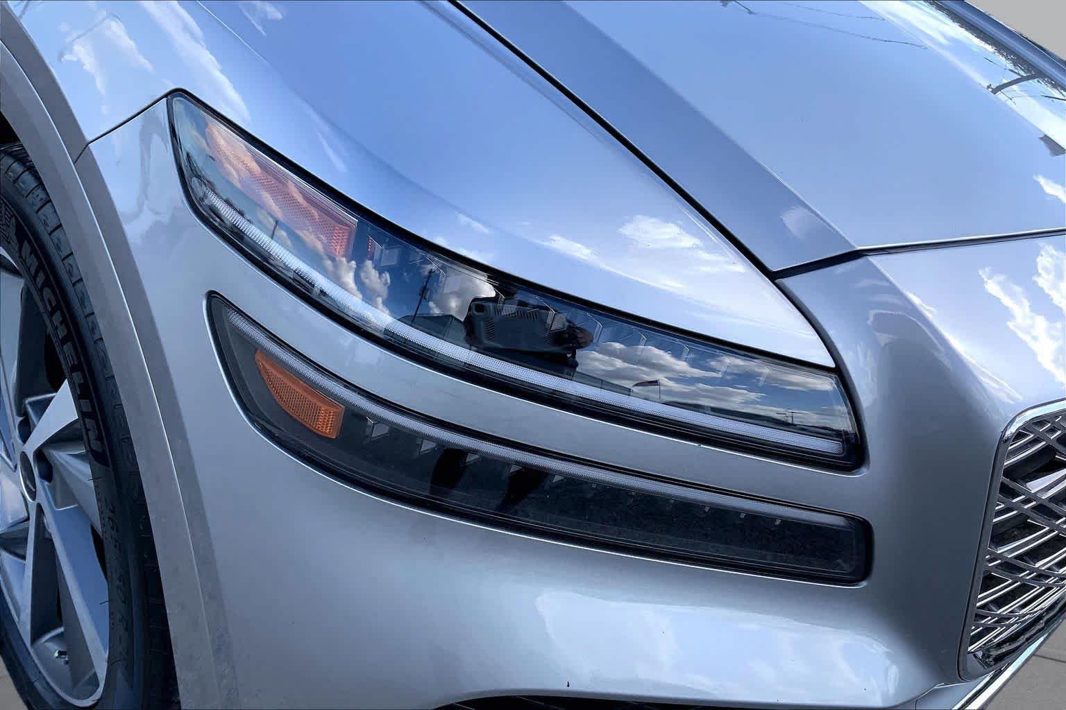 Used 2025 Savile Silver Genesis 2.5T Select image 28