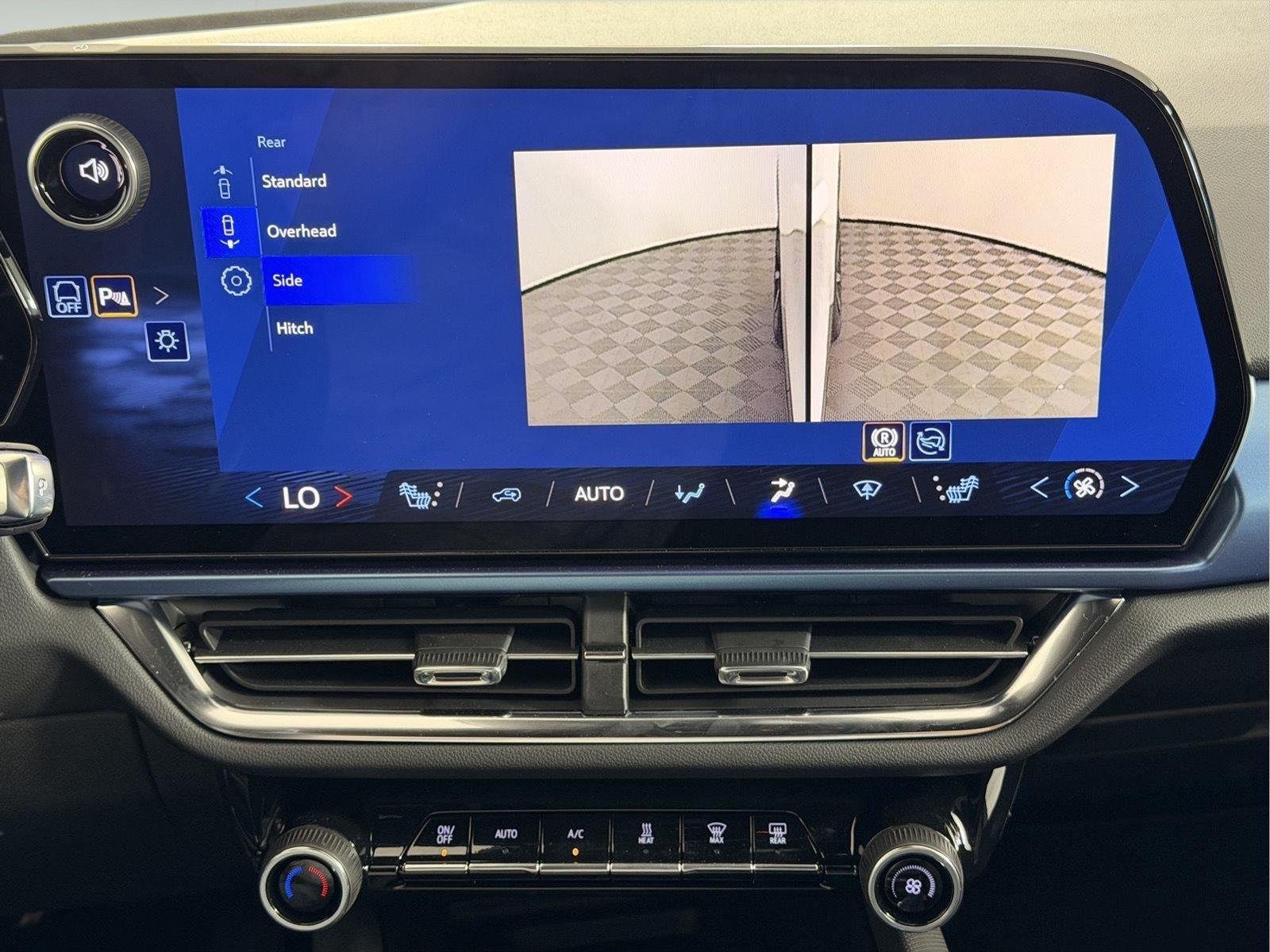 2026 Chevrolet Equinox EV 2LT - Photo 48