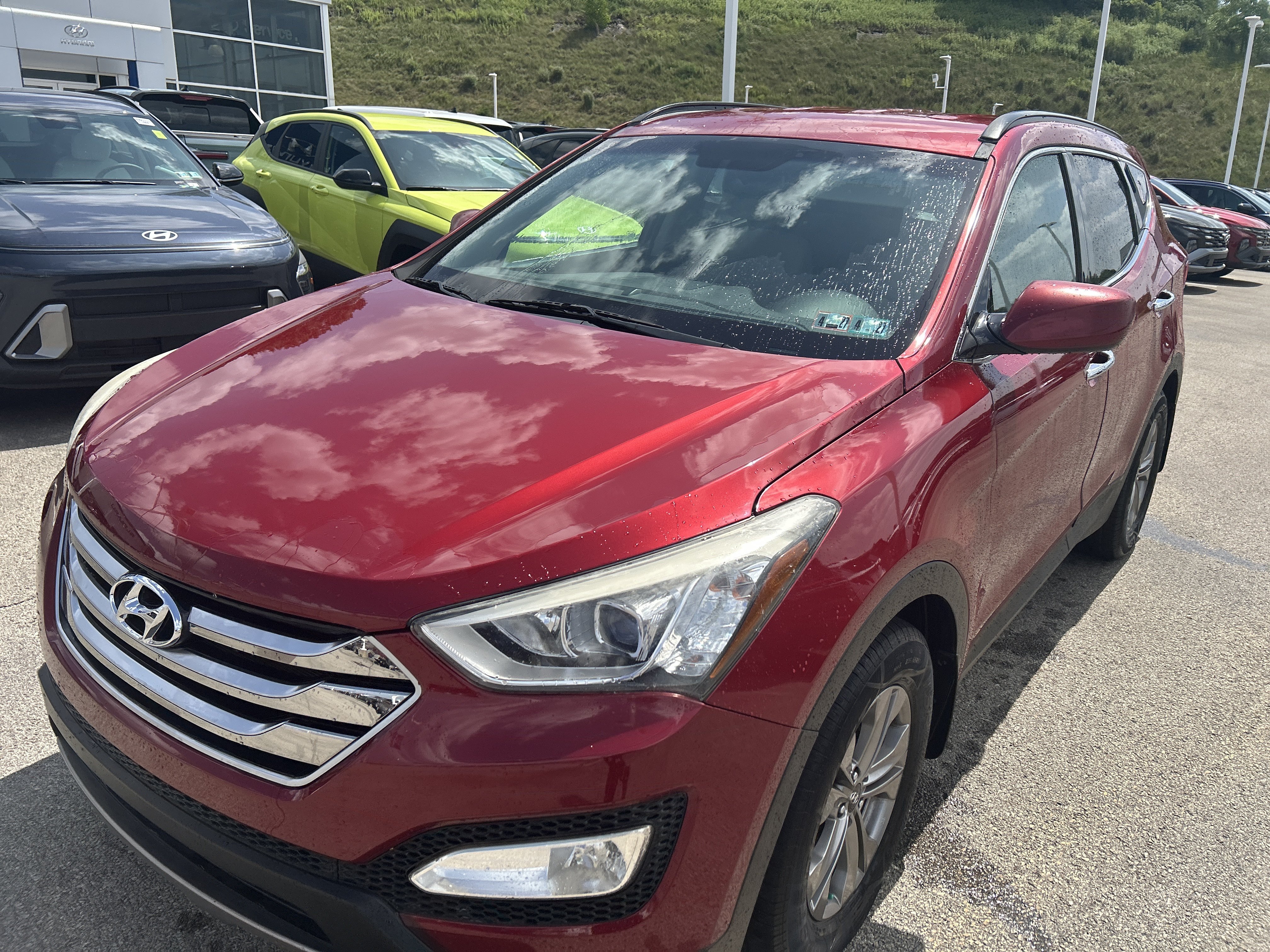 Used 2015 Serrano Red Hyundai Base image 8