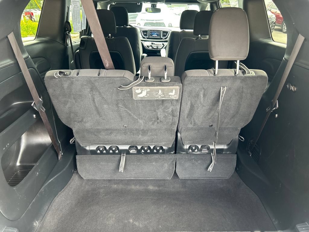 2020 Chrysler Pacifica Touring - Photo 15