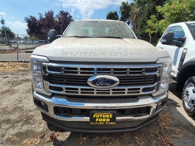 2024 Ford F-550 Super Duty Chassis Cab XL - Photo 34