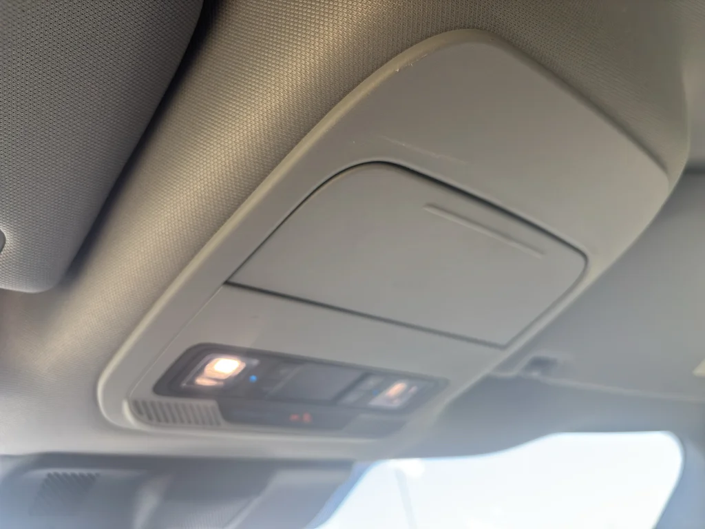 Used 2023 Oxford White Ford XLT image 29