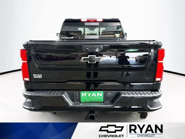 New 2026 Black Chevrolet High Country image 6