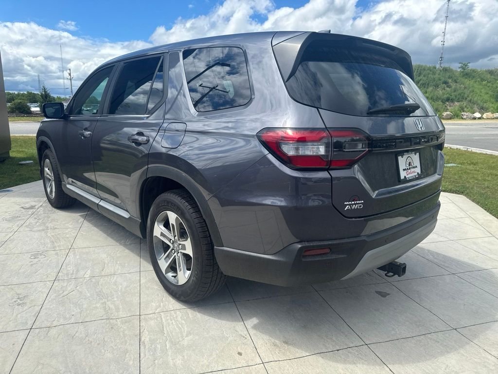 Used 2025 Gray Honda EX-L image 5