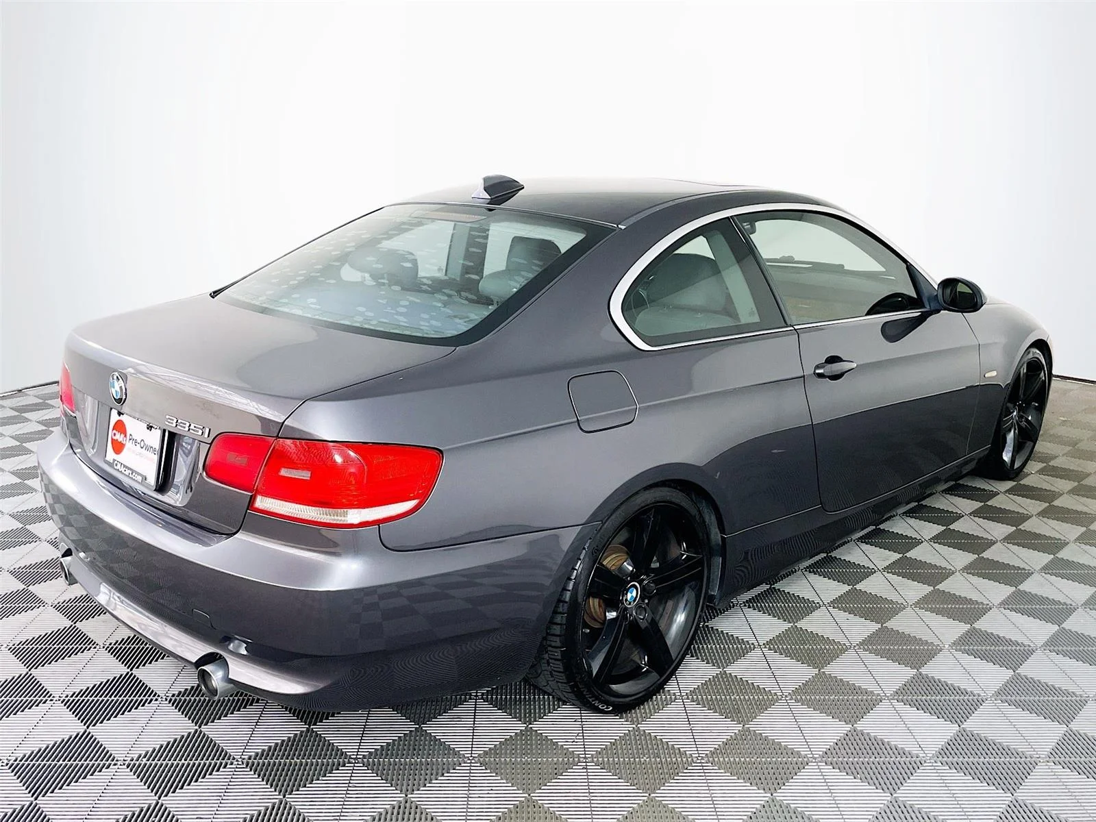 Used 2007 Space Gray Metallic BMW 335i image 9