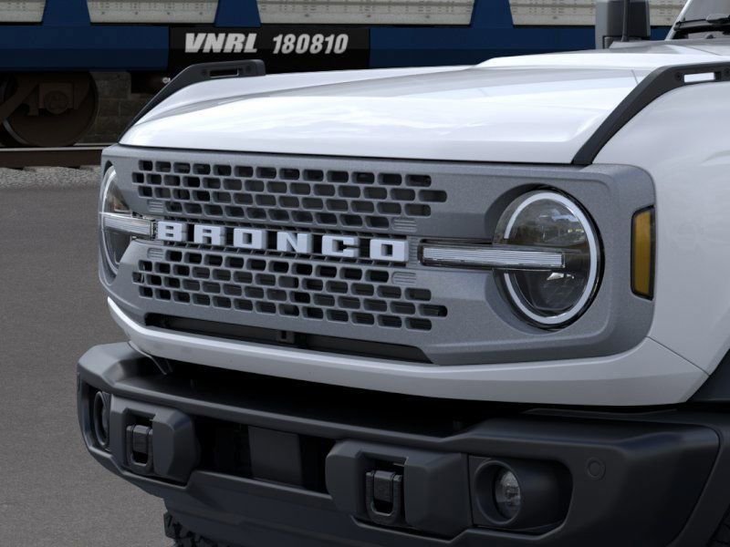 New 2026 Oxford White Ford Badlands® image 20