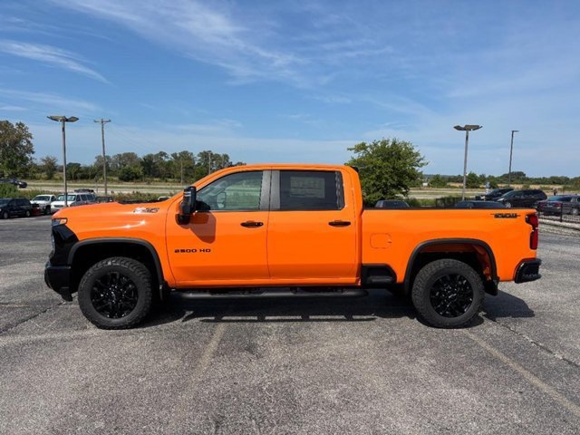 New 2026 Special Exterior Color Chevrolet LT image 2