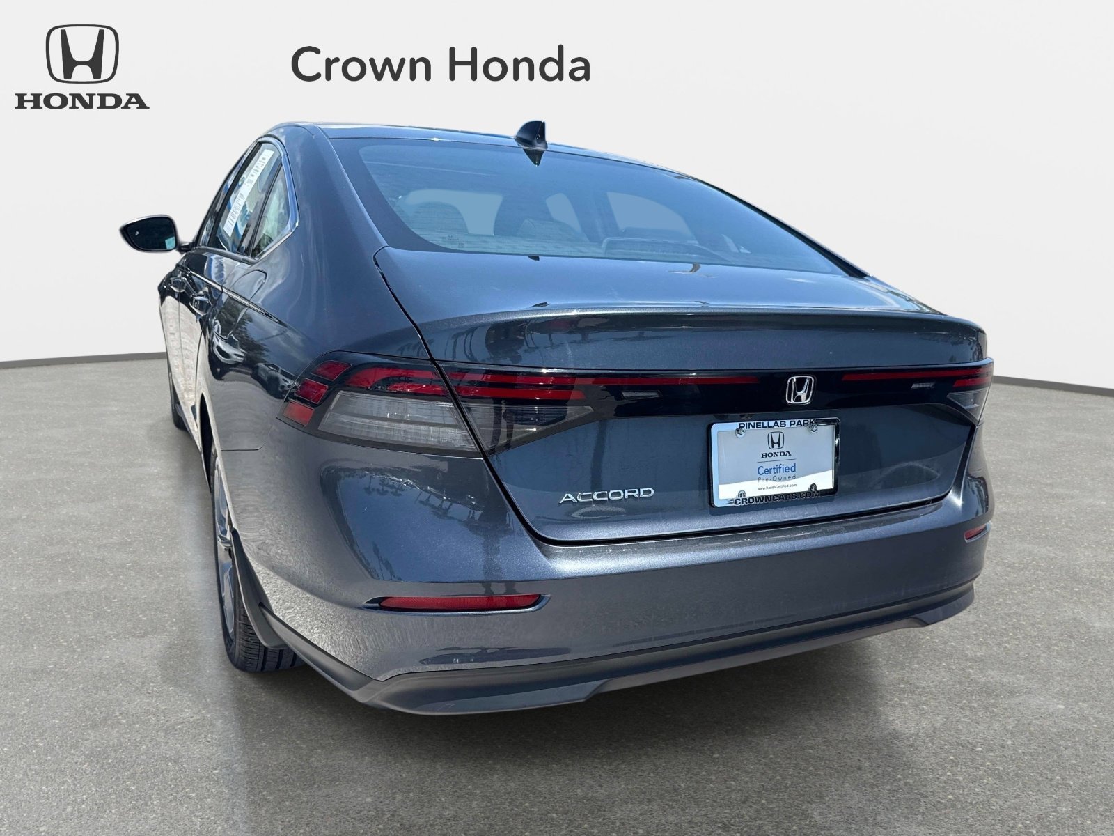 Used 2024 Meteorite Gray Metallic Honda EX image 8