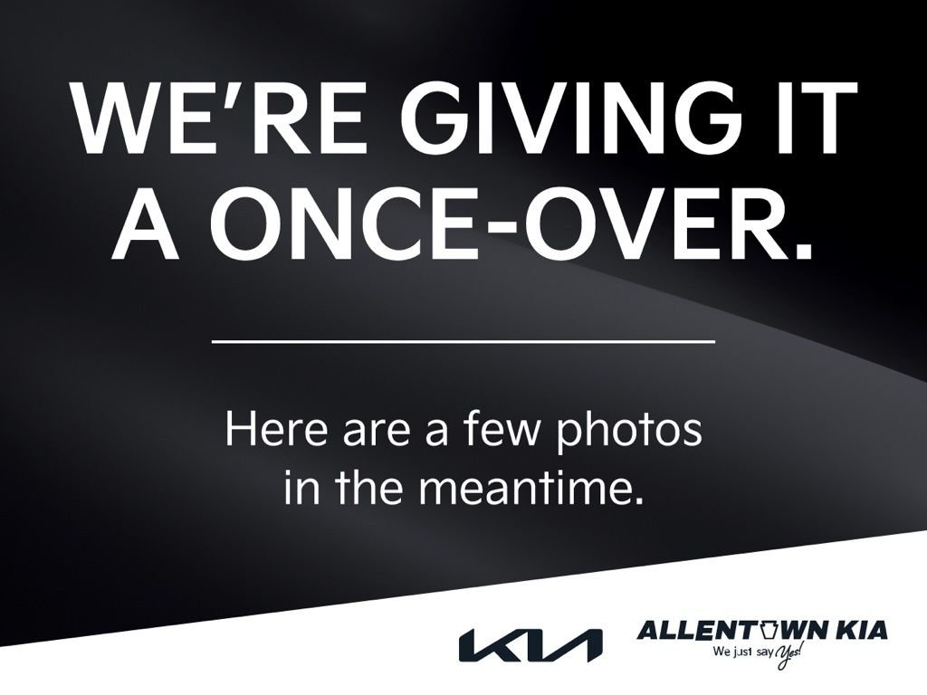 Used 2022 Black Chevrolet LT image 6