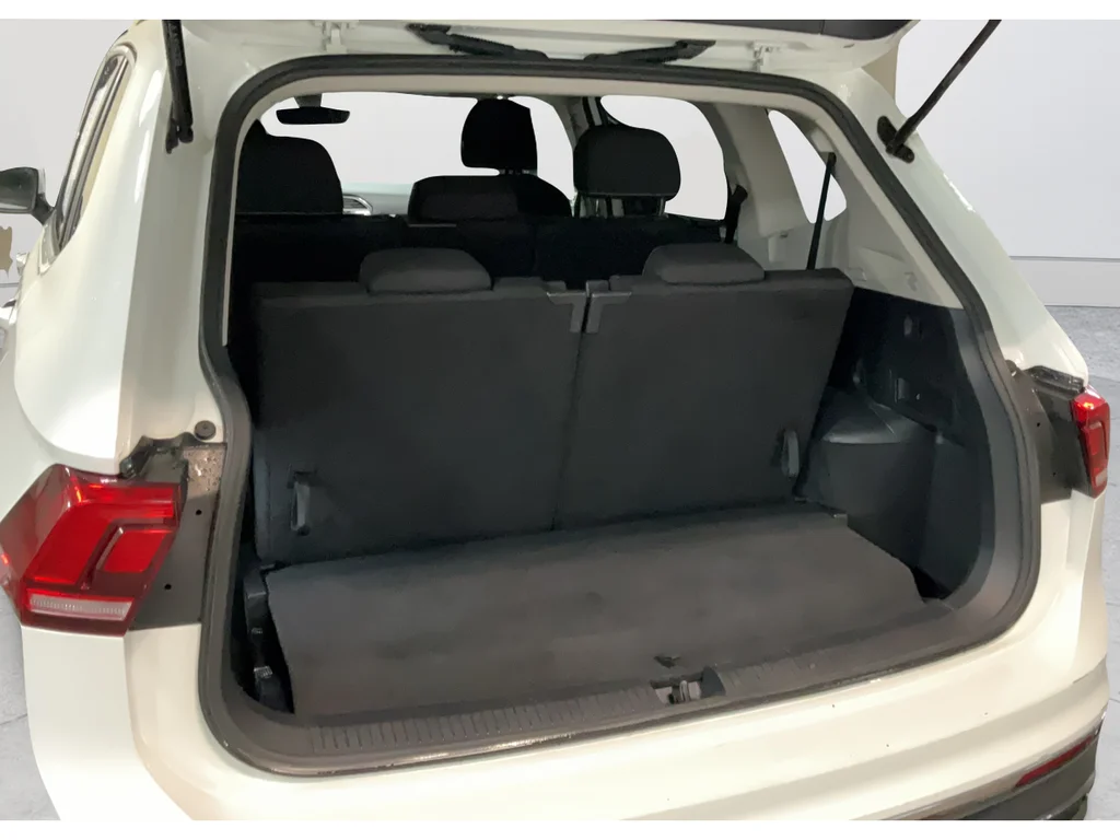 Used 2023 White Volkswagen 2.0T S image 18