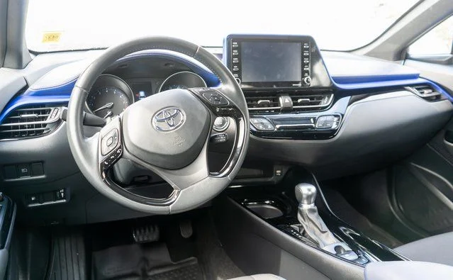 2022 Toyota C-HR XLE - Photo 35