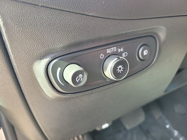 Used 2024 Gray Chevrolet Premier image 19