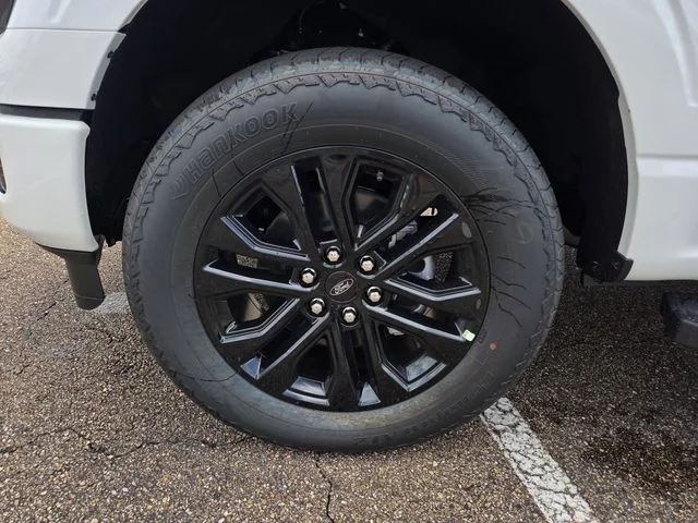 New 2026 Avalanche Ford Lariat® image 21