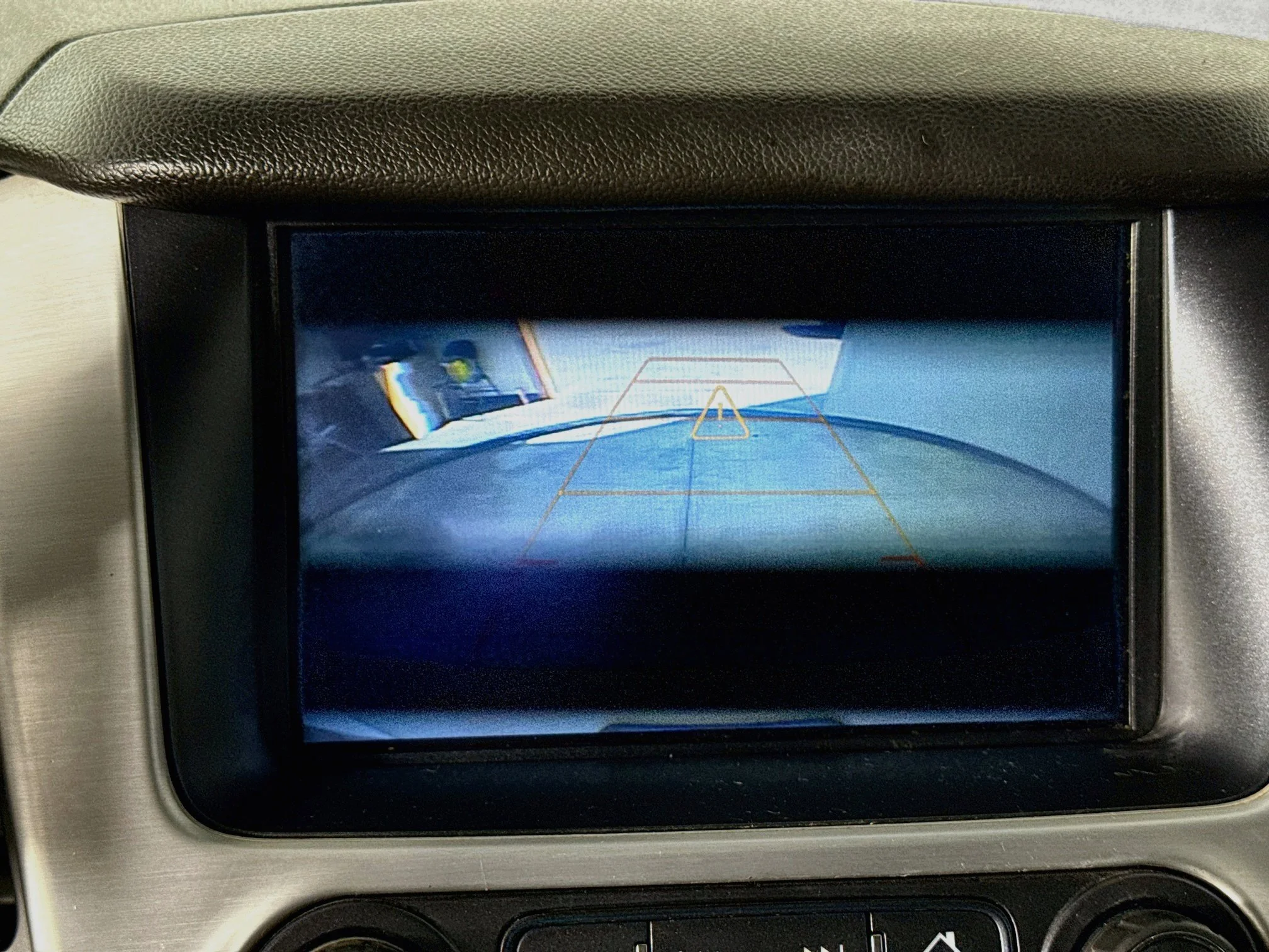 Used 2019 SUMMIT WHITE GMC SLE image 15