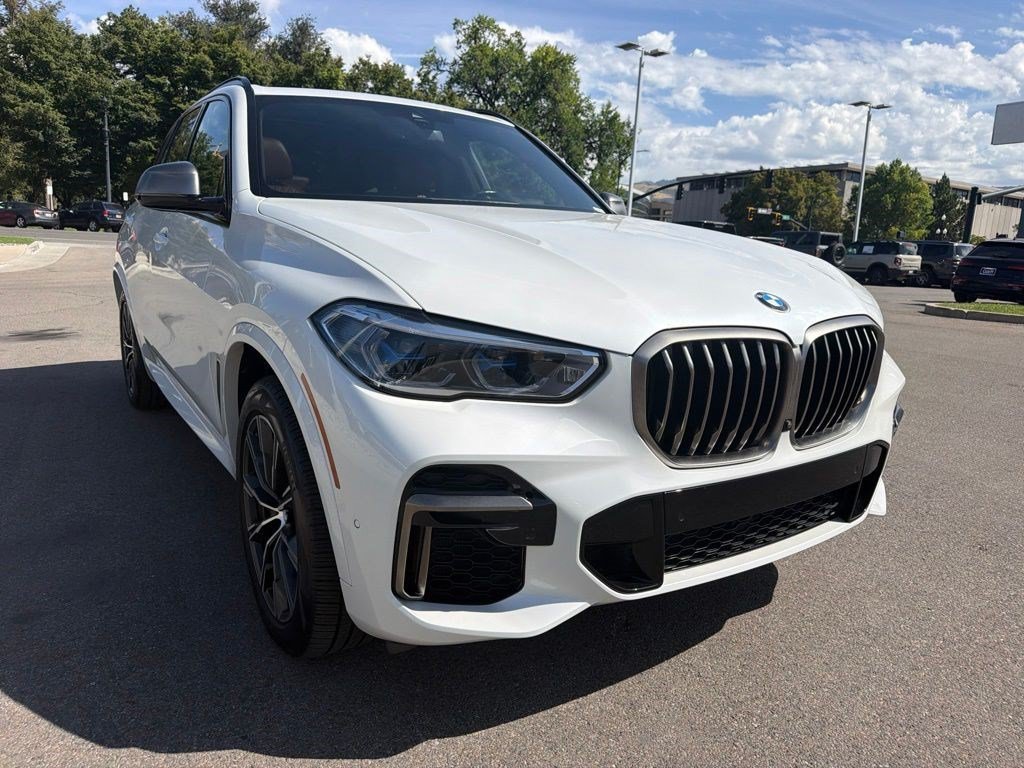 Used 2023 Mineral White Metallic BMW M50i image 3