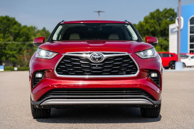 2022 Toyota Highlander Platinum