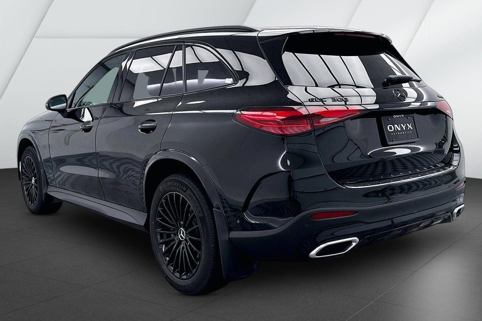 Used 2025 Black Mercedes-Benz GLC 300 image 7