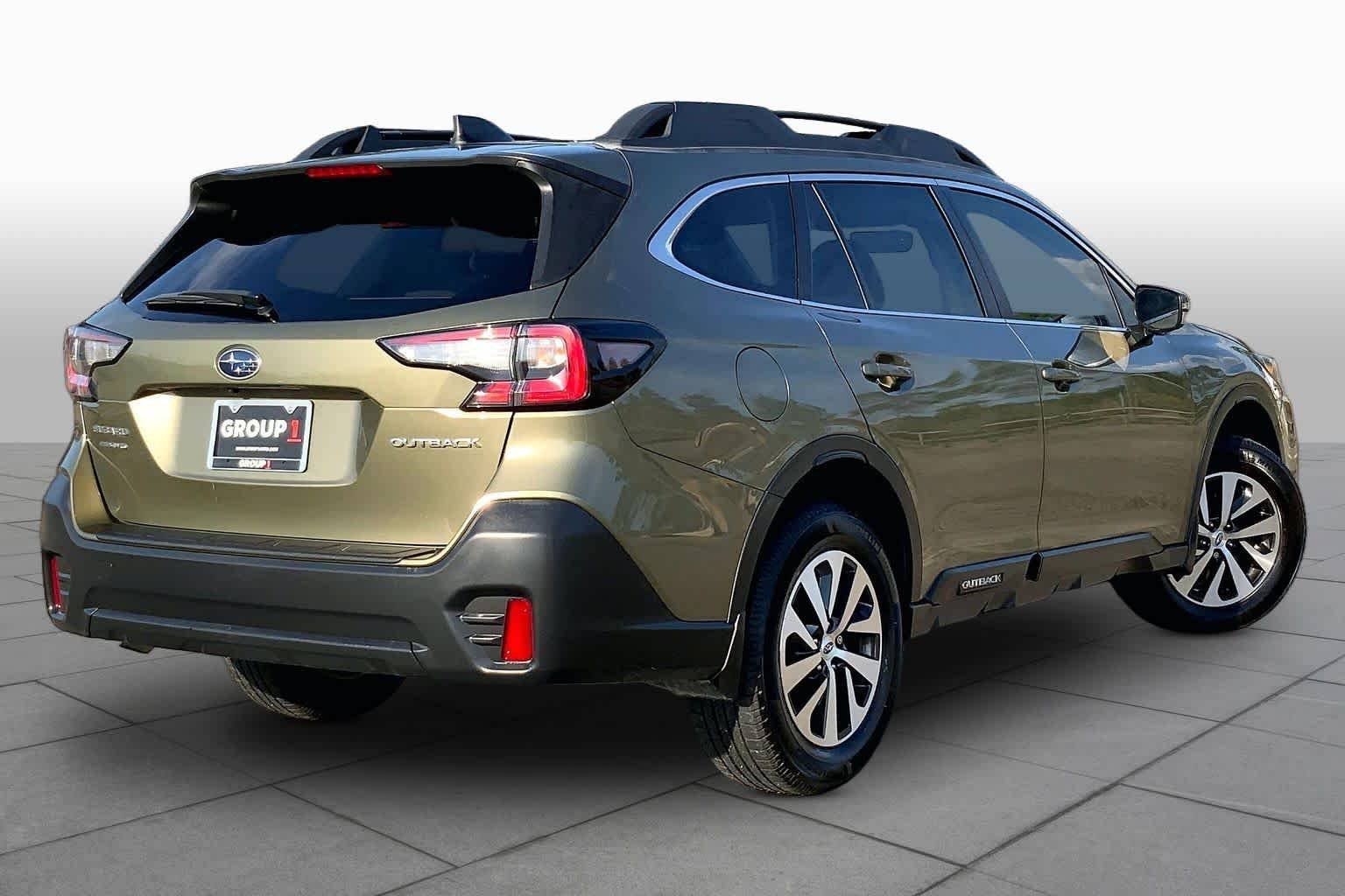 Used 2021 Autumn Green Metallic Subaru Premium image 13