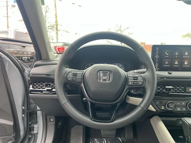 New 2026 Urban Gray Pearl Honda EX-L image 13