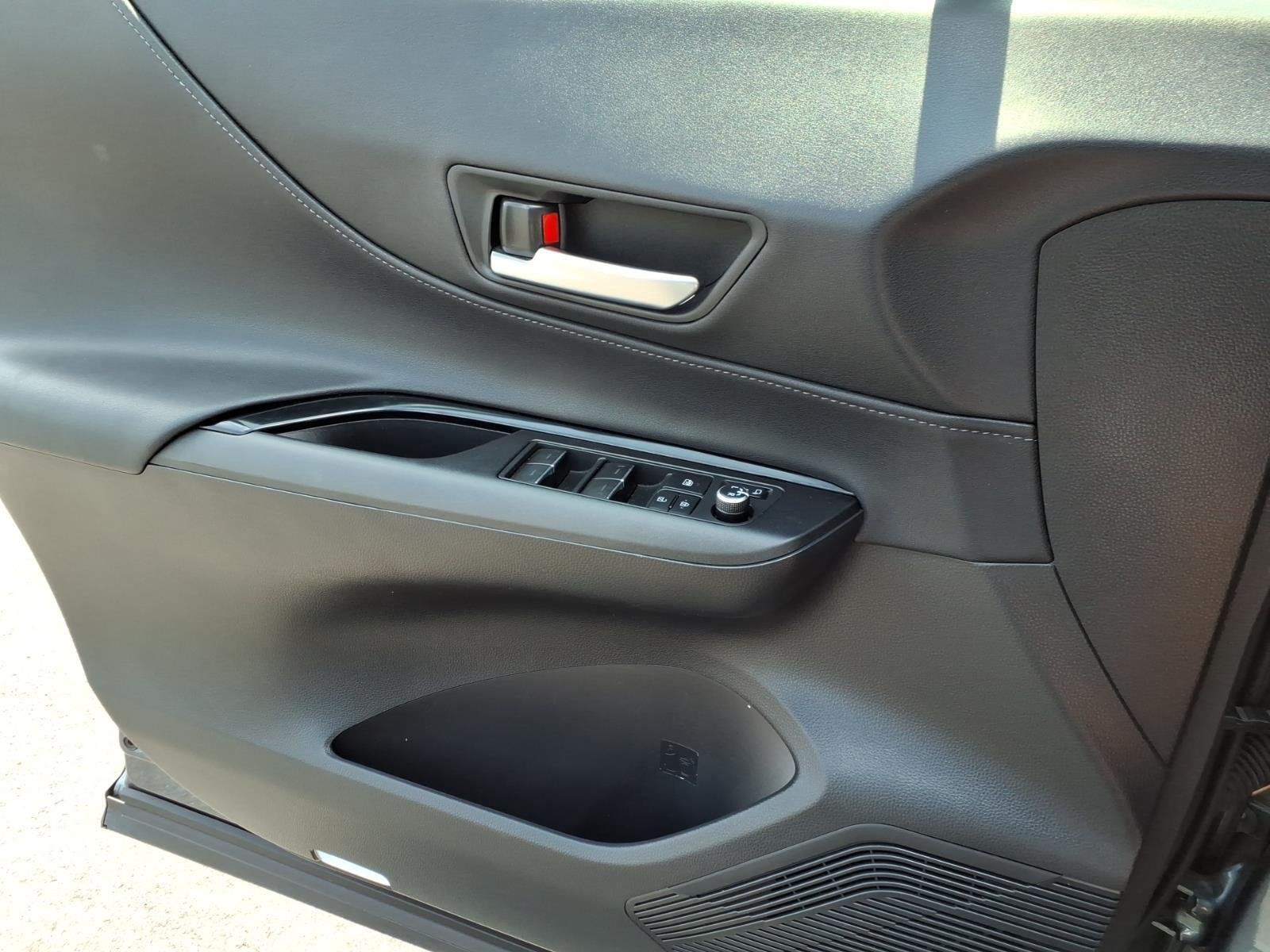 Used 2021 Coastal Gray Metallic Toyota LE image 27