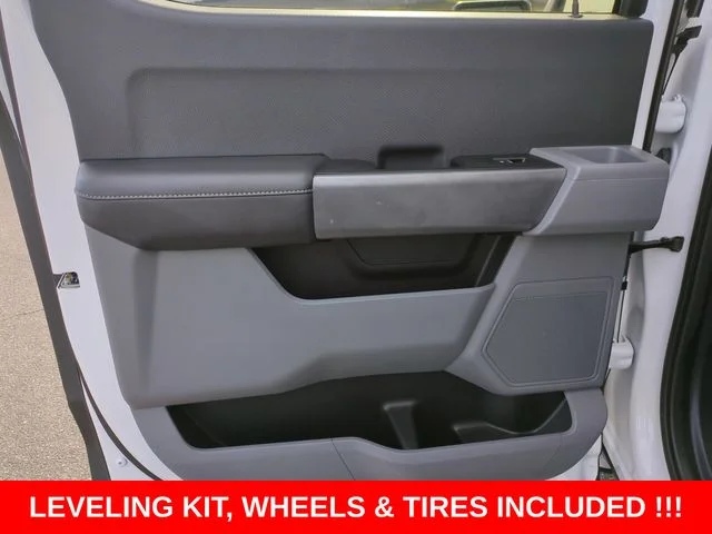 Used 2021 White Ford XLT image 26