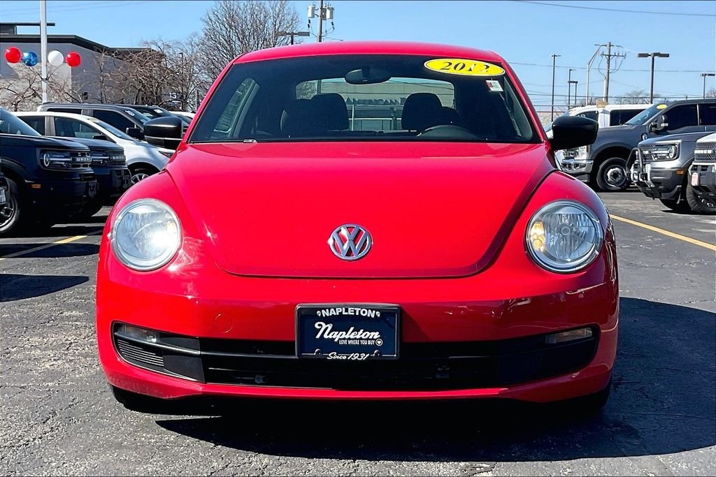 Used 2012 Volkswagen Beetle 2.5 with VIN 3VWFP7AT4CM646020 for sale in Oak Lawn, IL