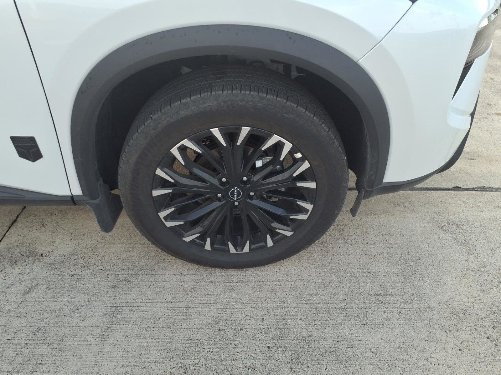 2026 Nissan Rogue photo 8 of 28