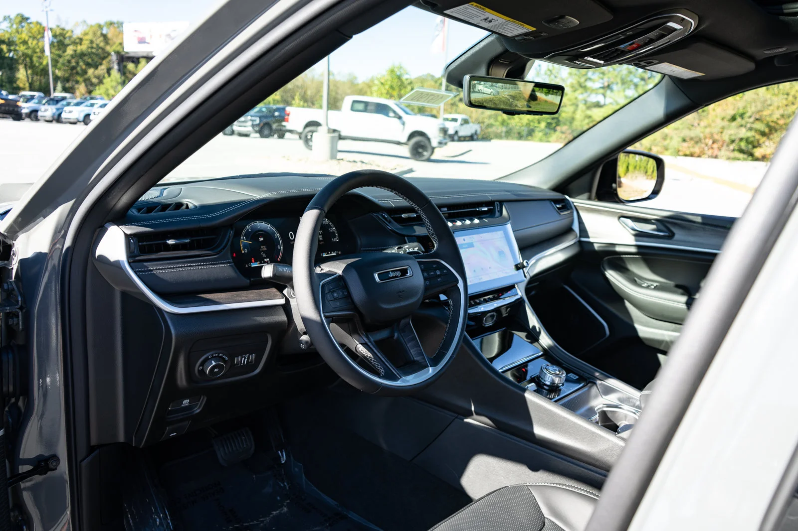 New 2027 Gray Jeep Limited Reserve image 13