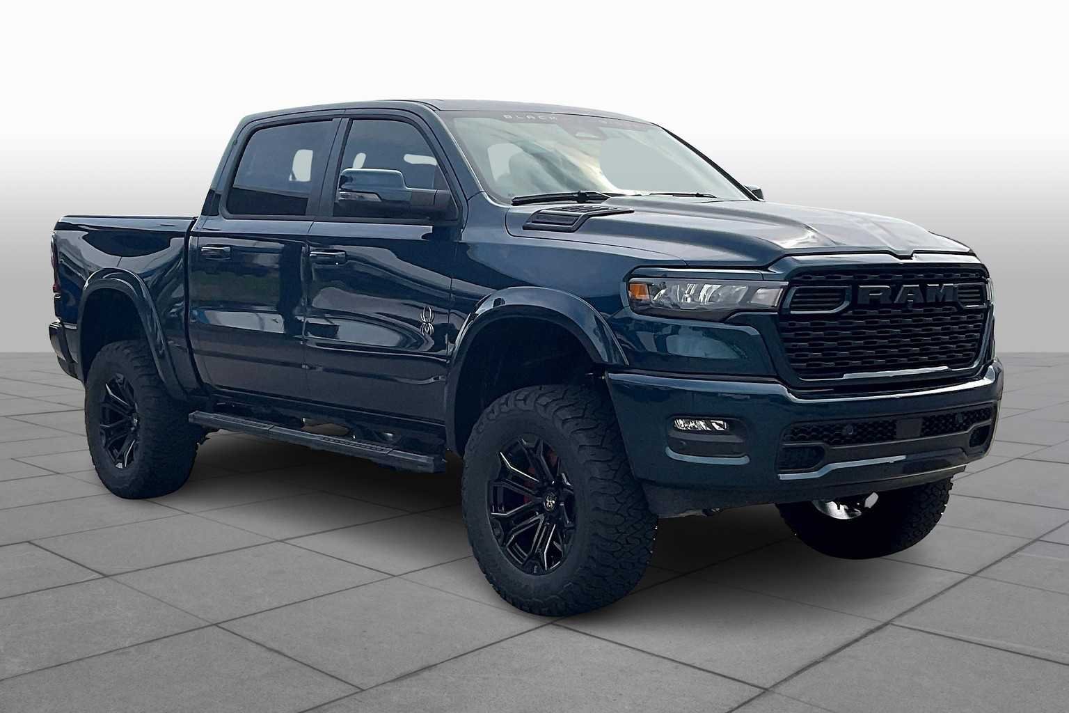 New 2025 Diamond Black Crystal Pearl-Coat Exterior Paint RAM Big Horn image 2