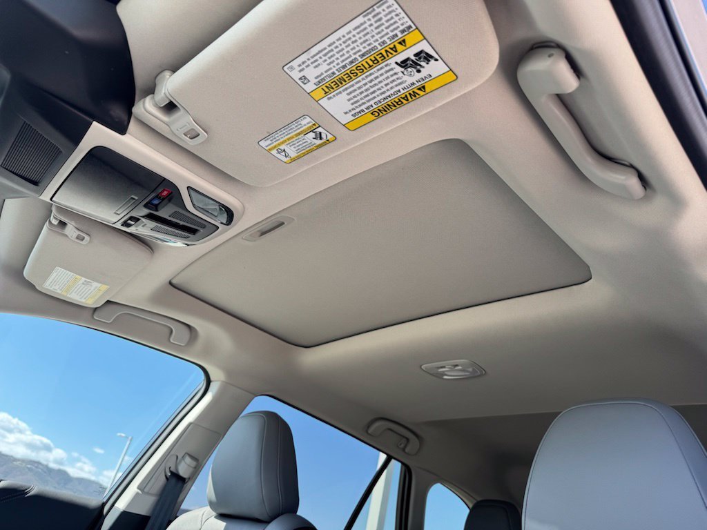 Used 2025 Gray Metallic Subaru Limited XT image 19