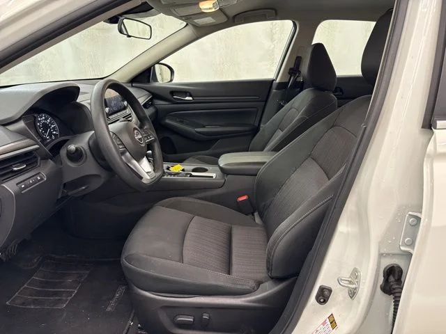2025 Nissan Altima SV - Photo 19