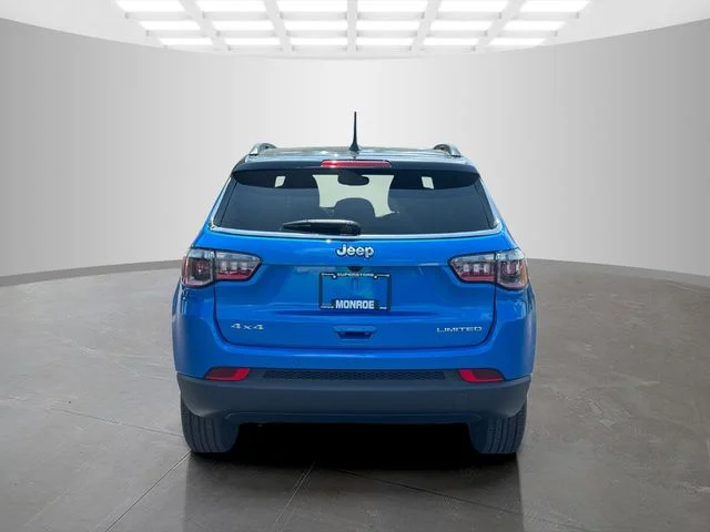New 2026 Hydro Blue Pearl-Coat Exterior Paint Jeep Limited image 6