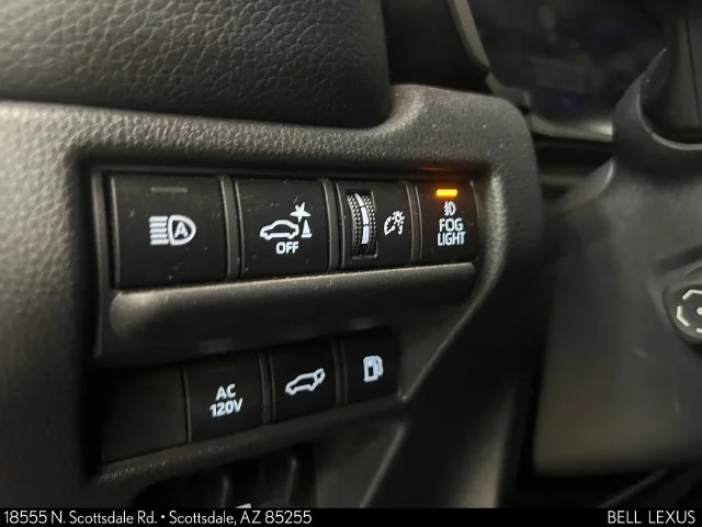 Used 2024  Toyota Base image 27