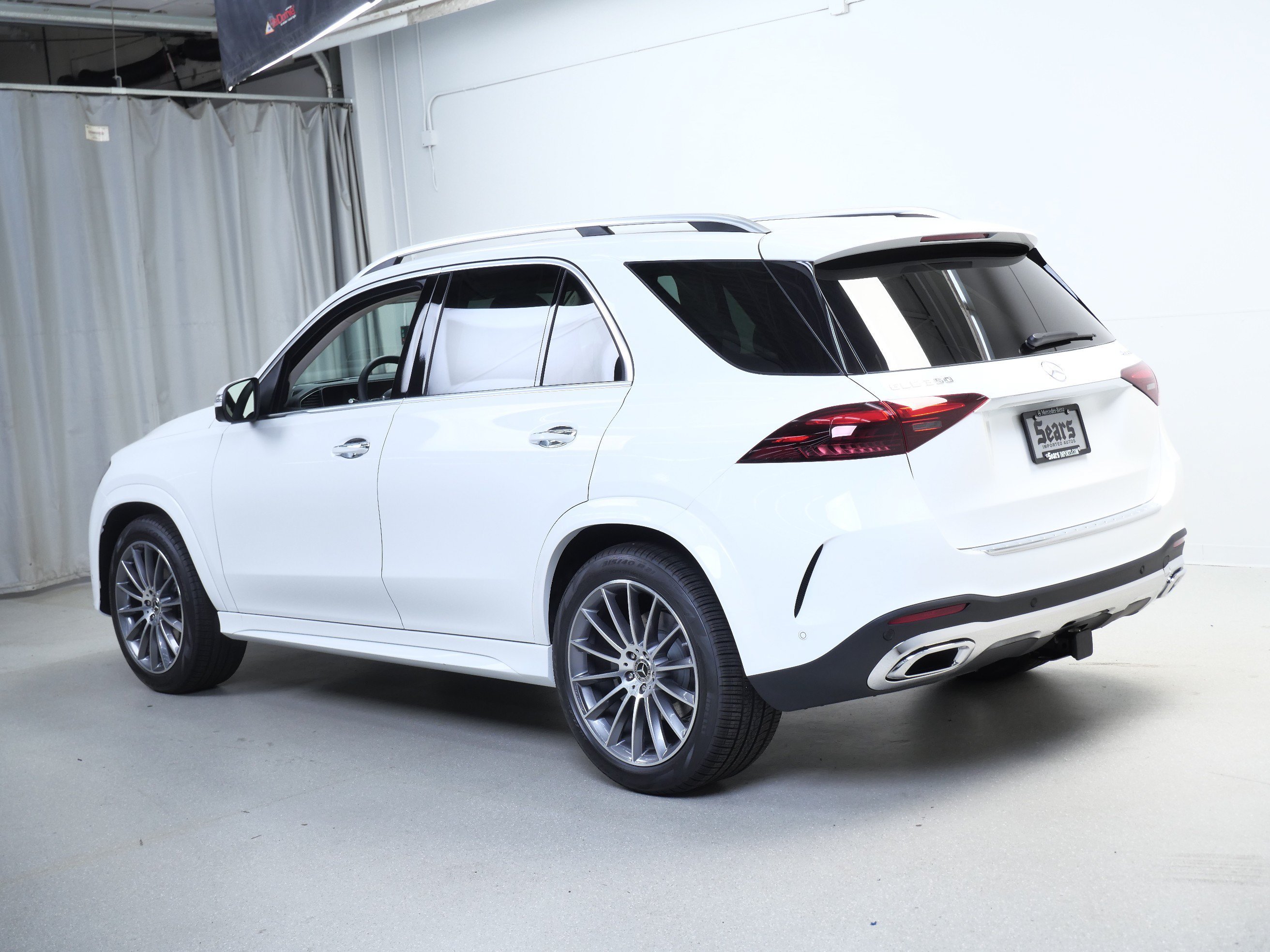 New 2026 Polar White Mercedes-Benz GLE 350 image 6