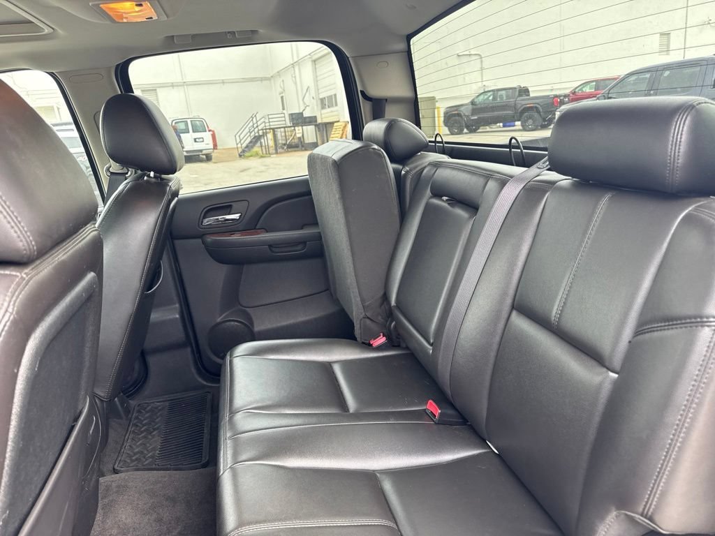 Used 2011 BLACK Chevrolet LTZ image 20
