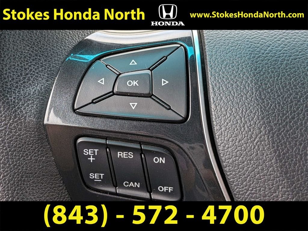 Used 2017  Ford Limited image 28