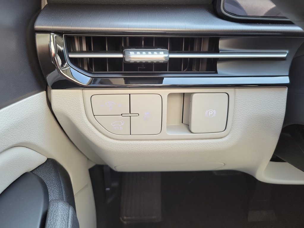 New 2026 Gravity Gray Kia EX image 25