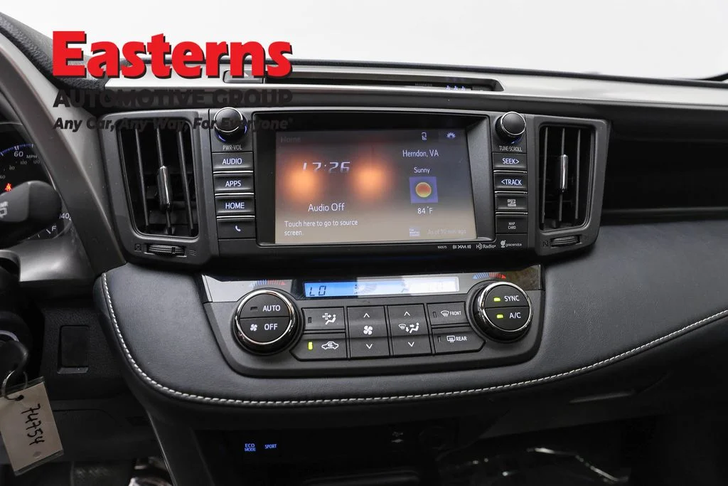 Used 2017 Blue Toyota XLE image 12