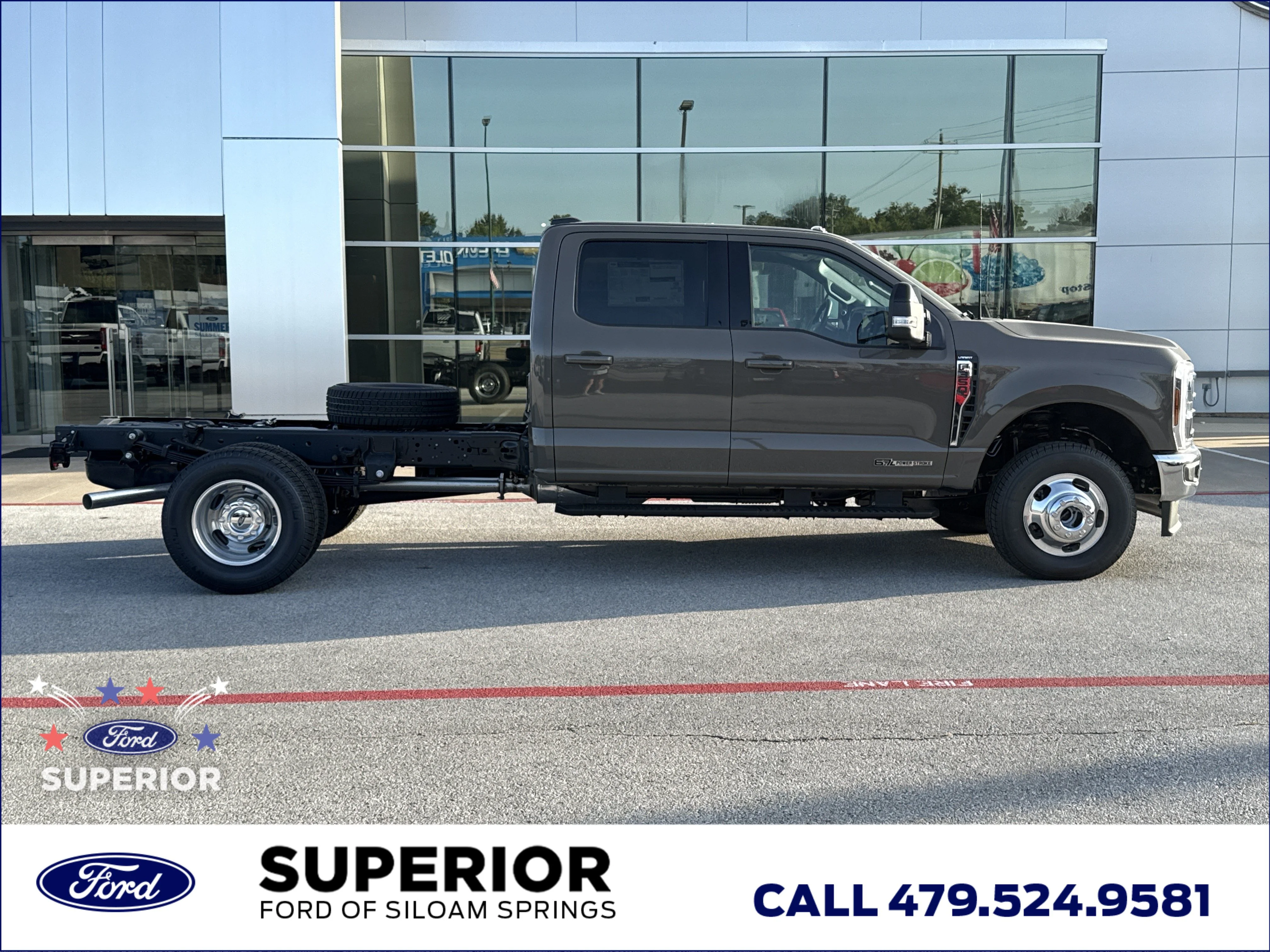 New 2026 Marsh Gray Ford Lariat 4WD image 2