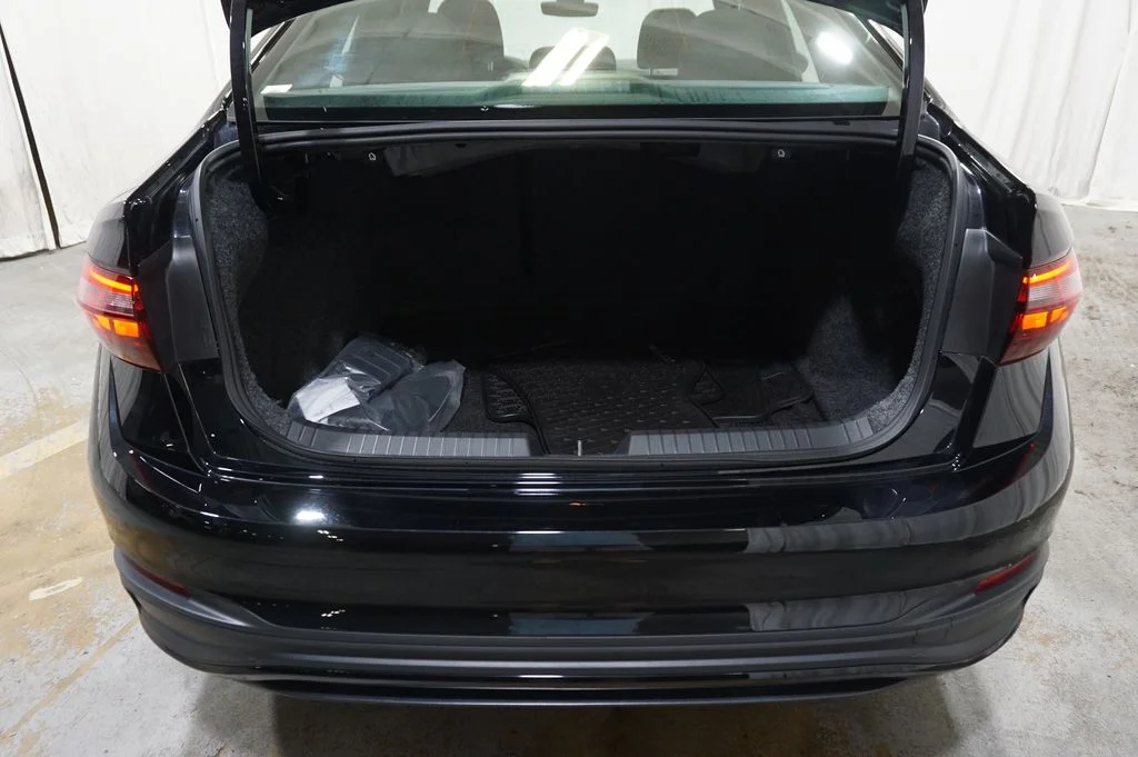 Certified Used 2025 Black Volkswagen 1.5T Sport image 25