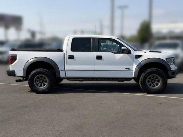 Used 2014 Oxford White Ford SVT Raptor image 9