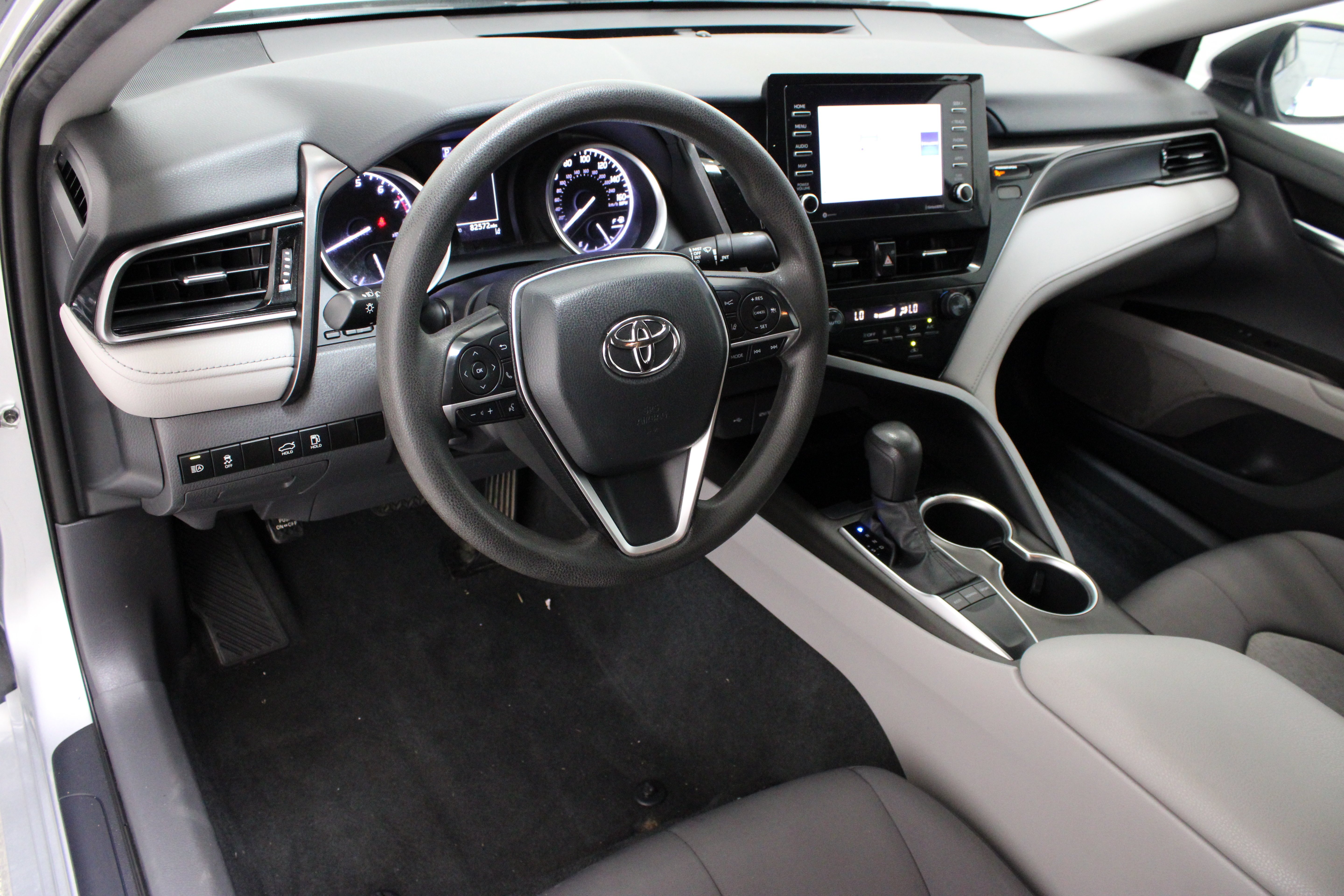 Certified Used 2022 Celestial Silver Metallic Toyota LE 2.5L image 13