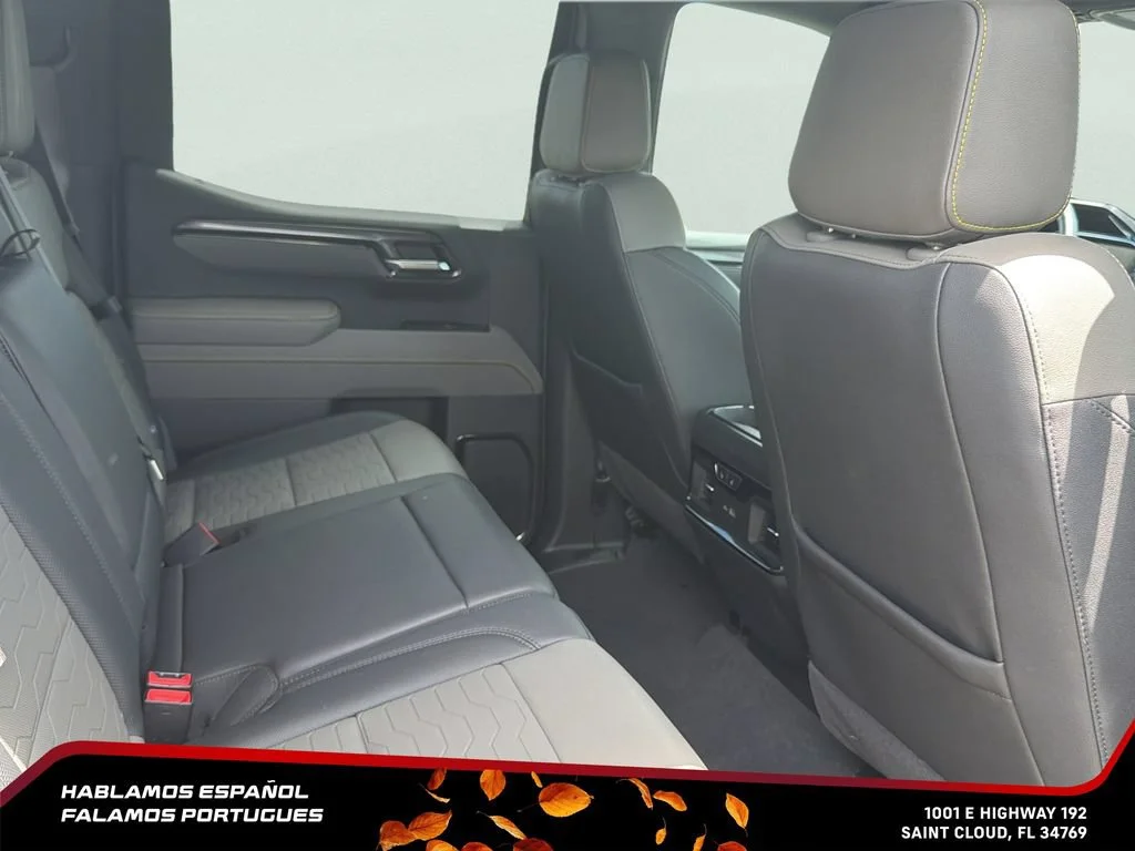 Used 2025 Slate Gray Metallic Chevrolet ZR2 image 29