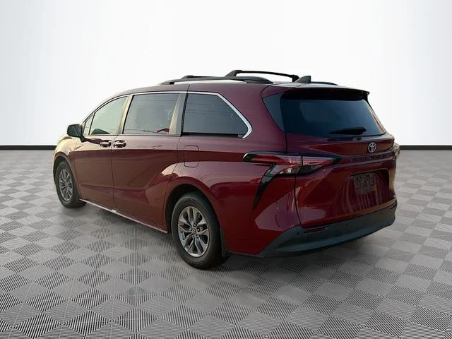 Certified Used 2022 Red Toyota XLE image 5