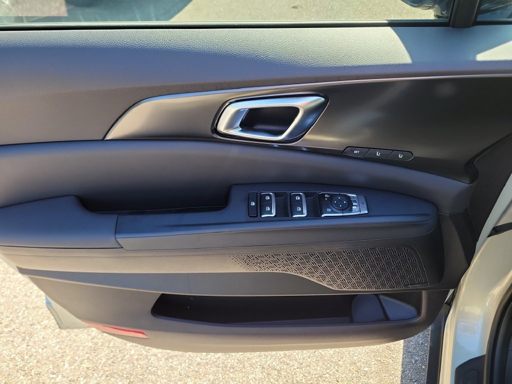 New 2026 Ivory Silver Kia SX Prestige image 21