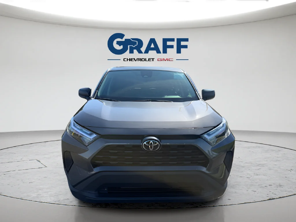 2024 Toyota RAV4 LE - Photo 9