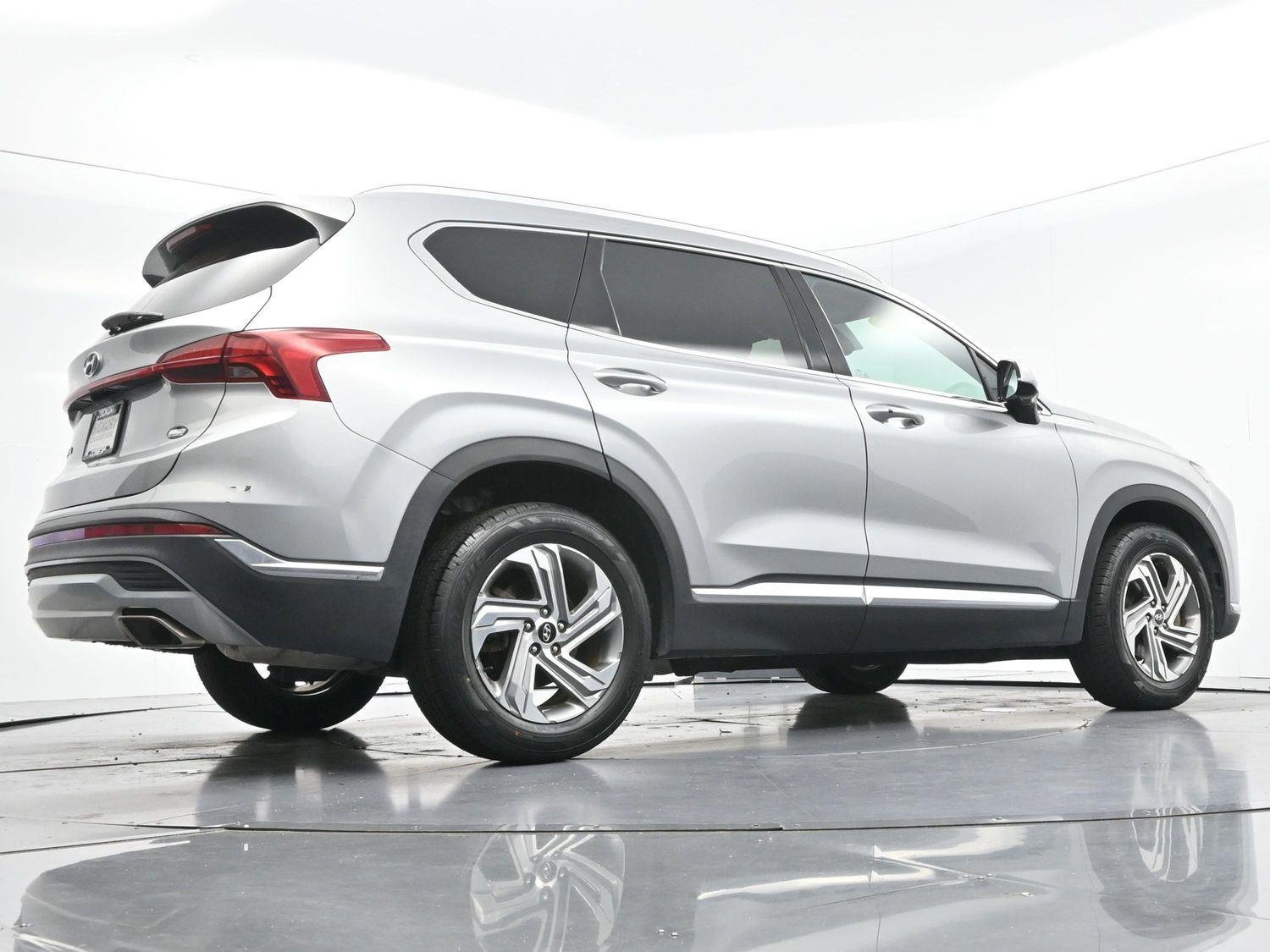 Used 2021 Shimmering Silver Hyundai SEL image 49