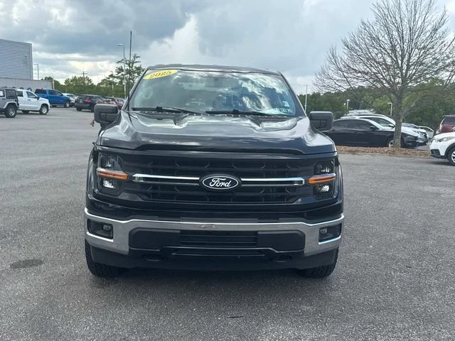 Used 2025 Black Ford XLT image 10