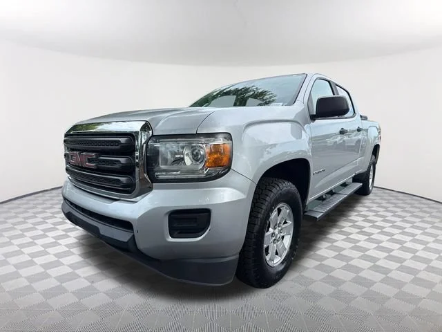 Used 2018 QUICKSILVER METALLIC GMC 2WD image 1